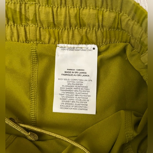 Nike | Girls Athletic Shorts With Built-In Briefs - Picture 5 of 6